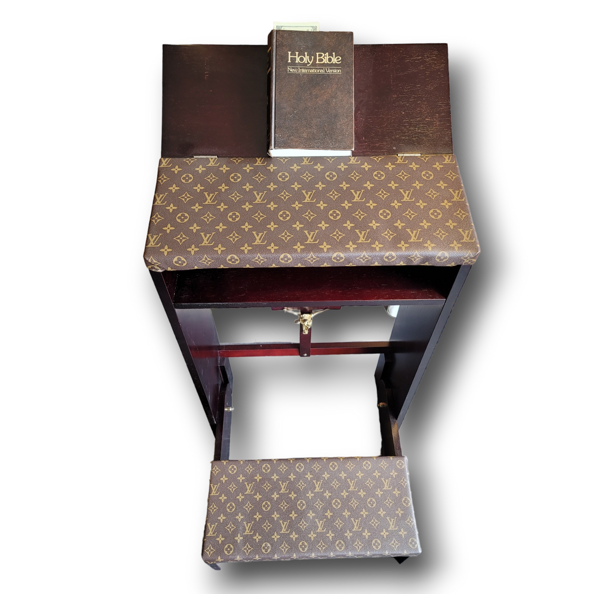 LV Prayer Bench – Chicago Truborn1